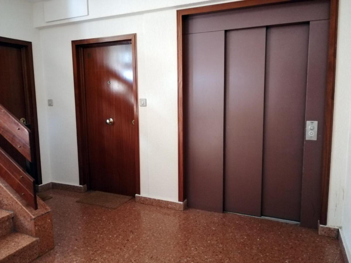 Andramari Tourist Home Parking& Wifi Amorebieta-Etxano Buitenkant foto